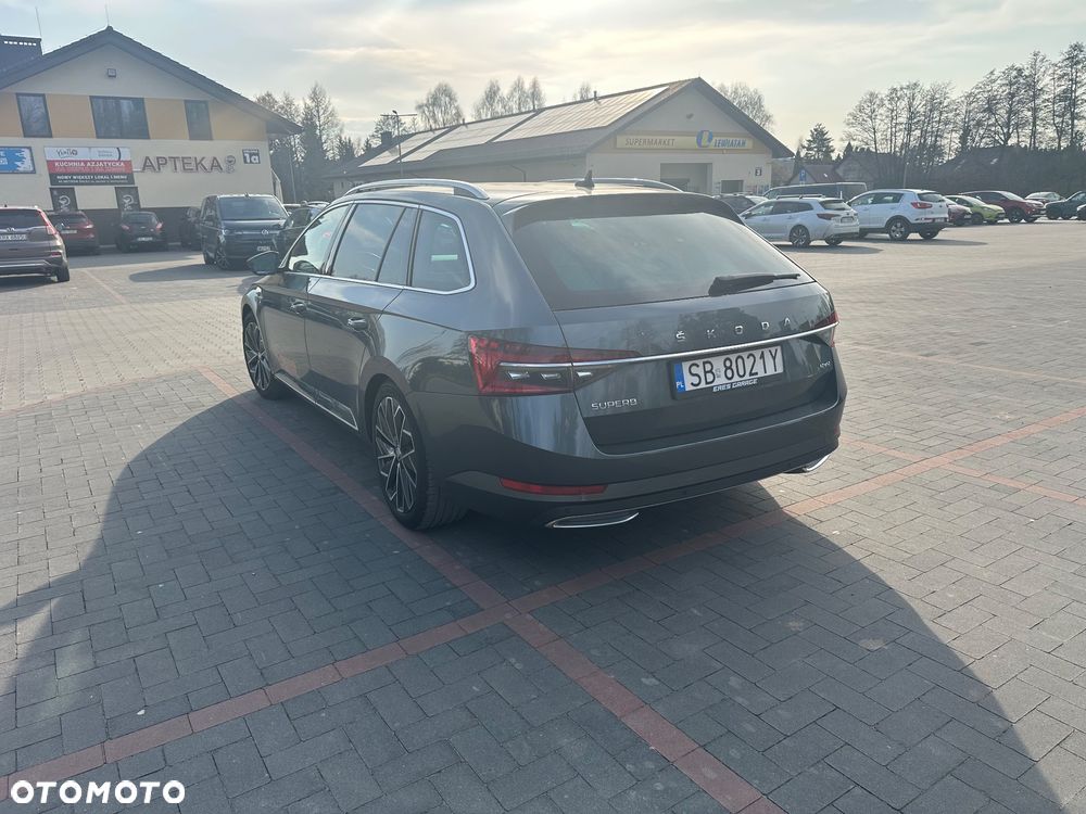 Skoda Superb 2.0 TDI SCR 4x4 L&K DSG - 9