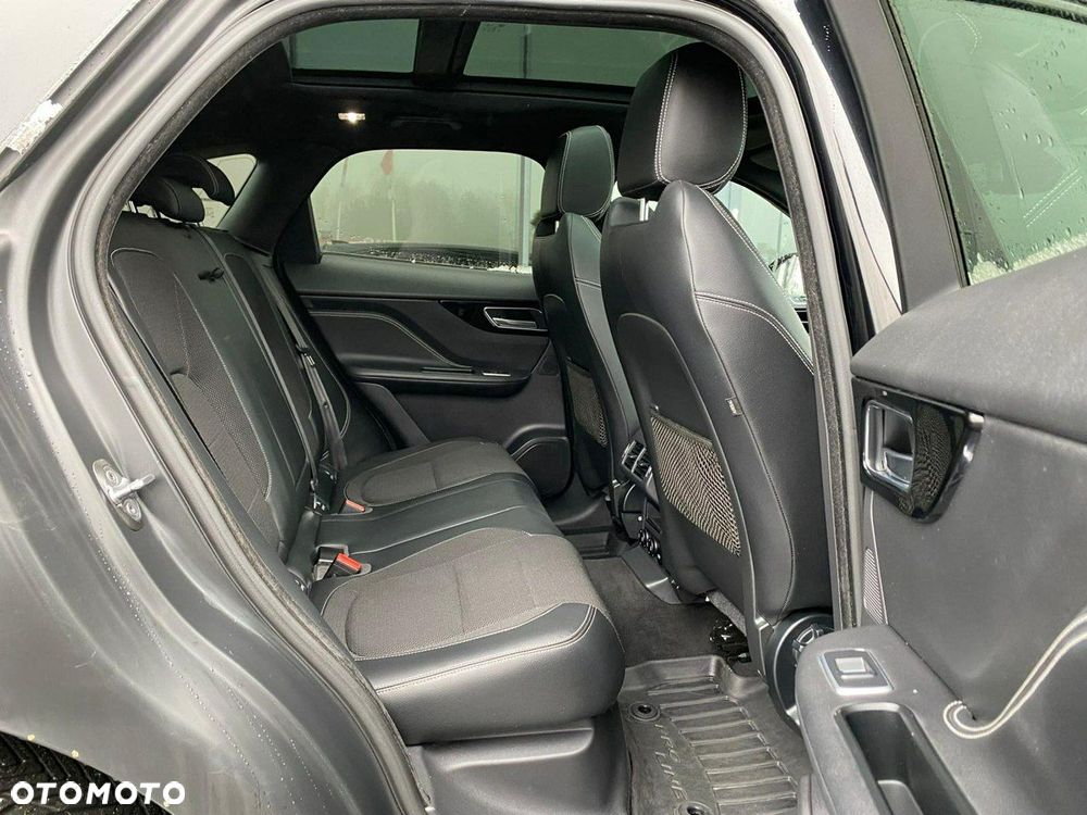 Jaguar F-Pace 20d AWD Prestige - 9