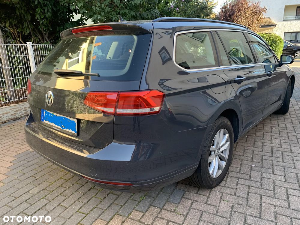 Volkswagen Passat - 7
