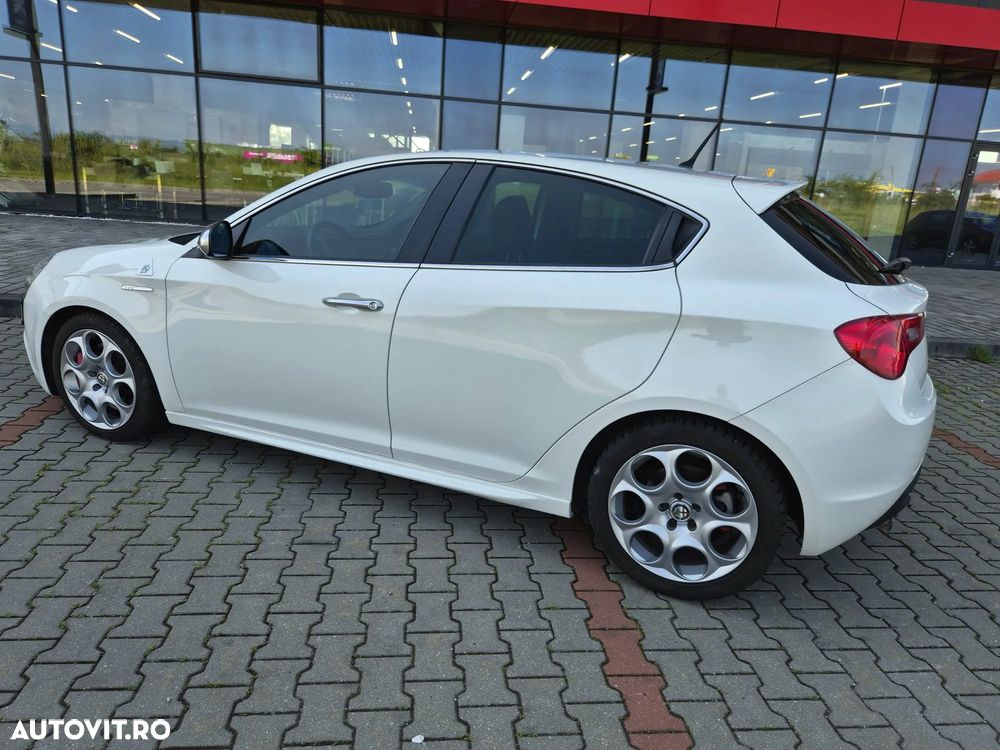 Alfa Romeo Giulietta 1.8 T Quadrifoglio Verde - 3