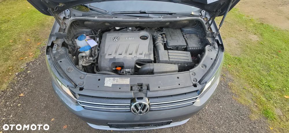 Volkswagen Touran - 33