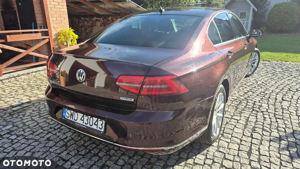 Volkswagen Passat 1.8 TSI BMT Highline - 4