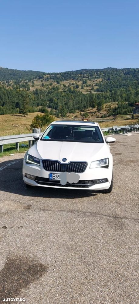 Skoda Superb 1.6 TDI DSG Style - 1