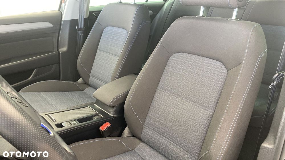 Volkswagen Passat 1.4 TSI Plug-In Hybrid GTE DSG - 17