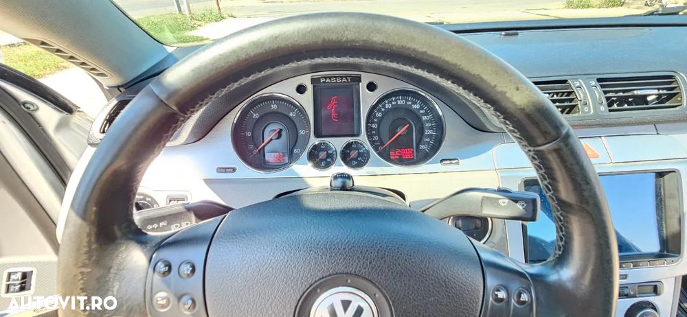 Volkswagen Passat Variant 2.0 TDI Comfortline - 11