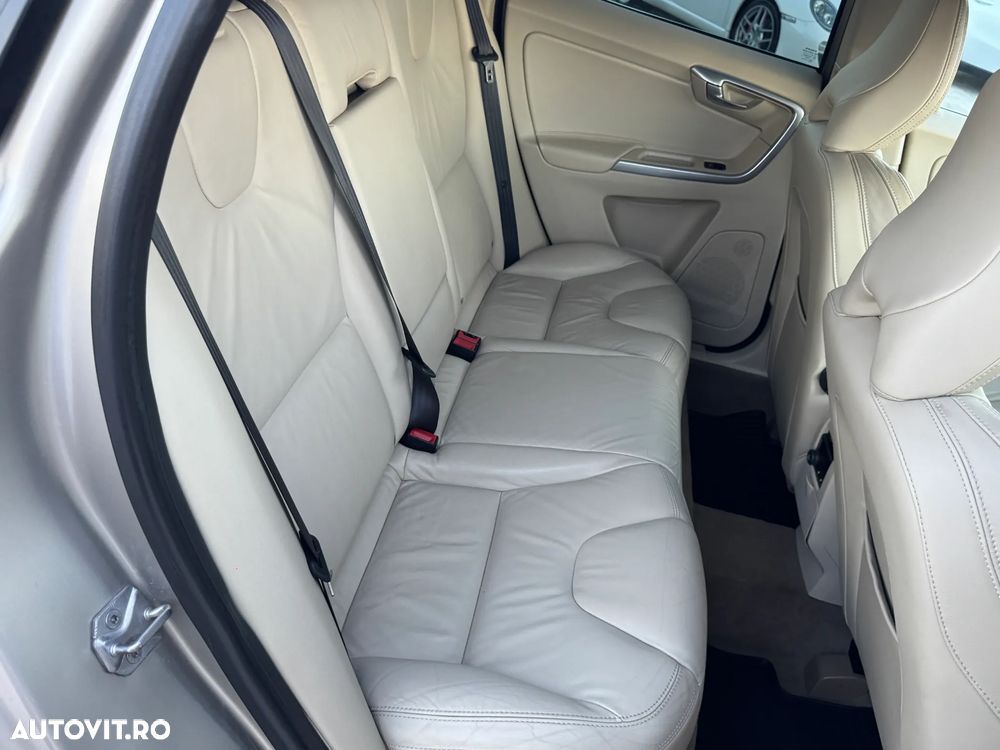 Volvo XC 60 D4 VEA Start-Stop Summum - 16
