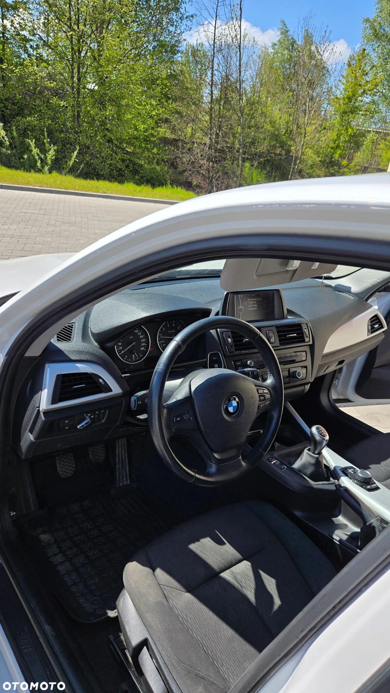 BMW Seria 1 114i - 10