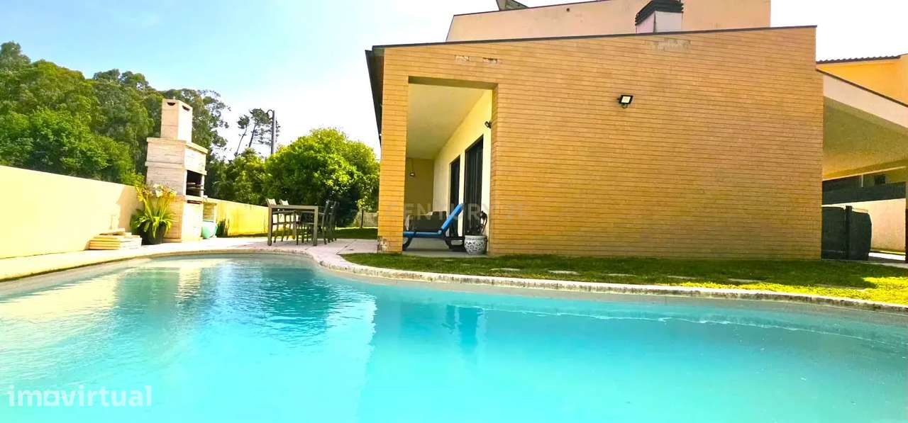 Moderna Moradia T4 com Piscina em Aldreu, Barcelos - Grande imagem: 2/39