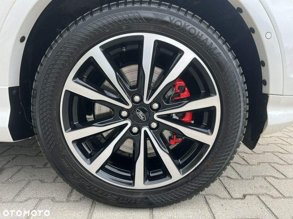 Ford Kuga 1.5 EcoBoost FWD ST-Line - 11