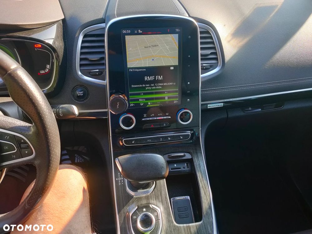 Renault Espace Energy TCe 200 EDC Initiale Paris - 10