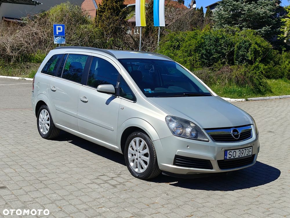 Opel Zafira 1.9 CDTI - 11