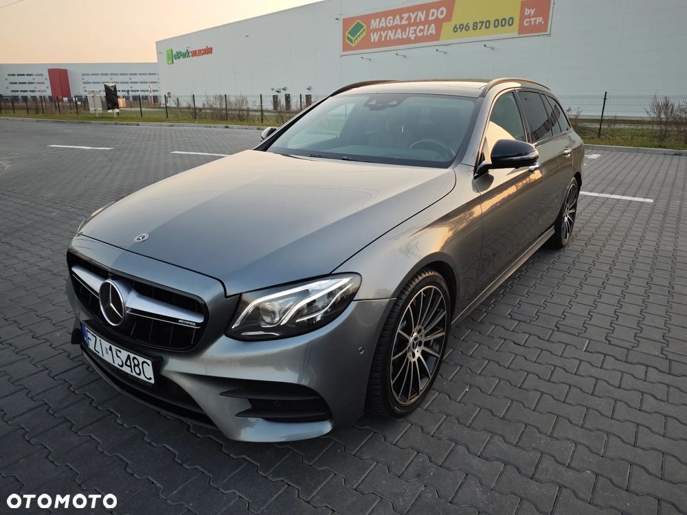 Mercedes-Benz Klasa E 400 d 4Matic T 9G-TRONIC AMG Line - 23