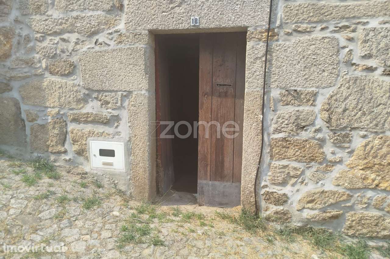 Moradia, 47 m², Cunha Baixa - Grande imagem: 4/36