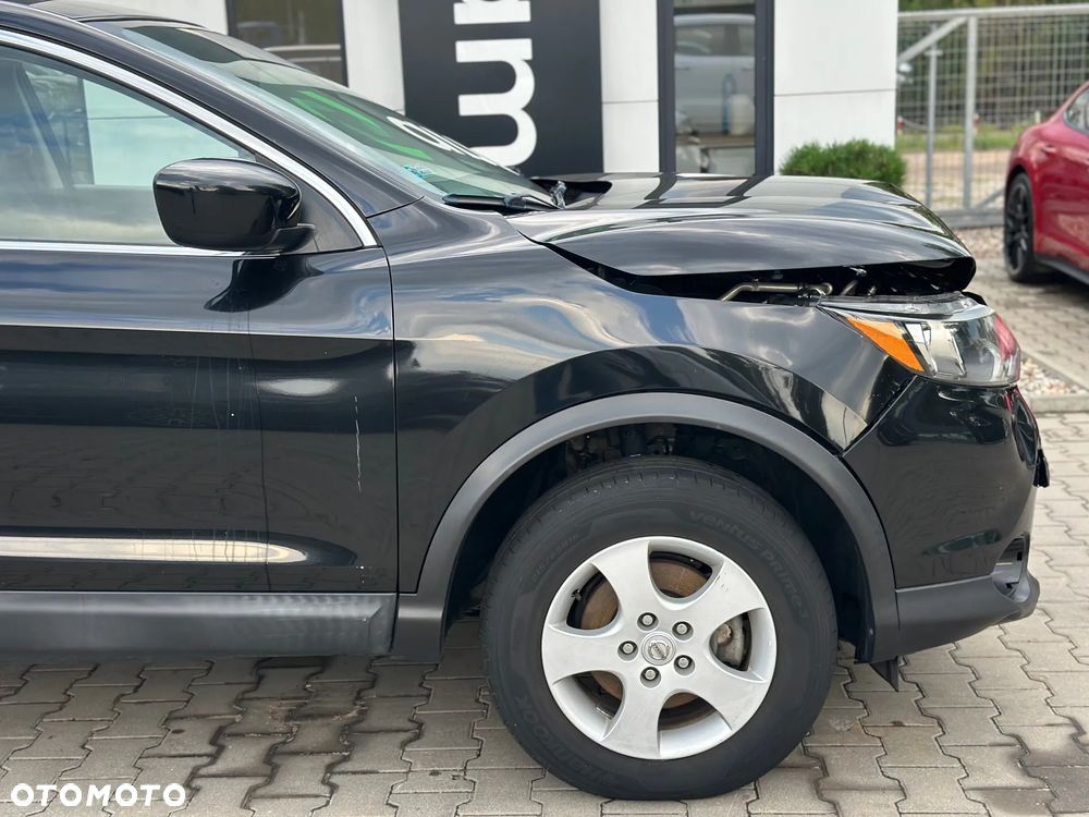 Nissan Rogue - 4