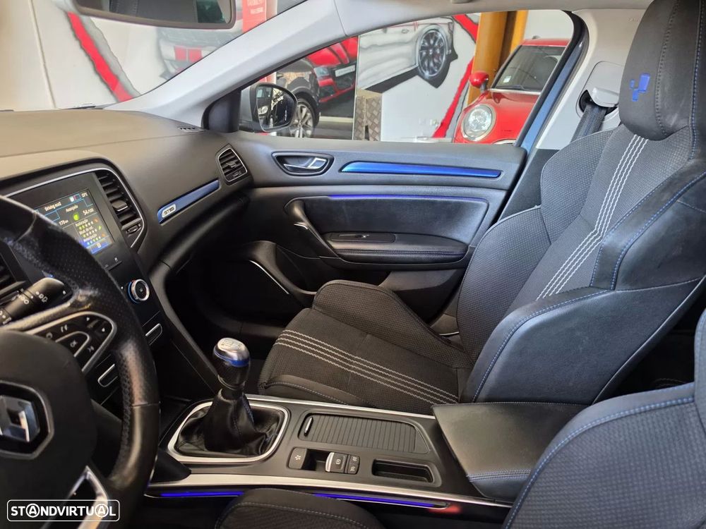 Renault Mégane 1.5 dCi GT Line - 11