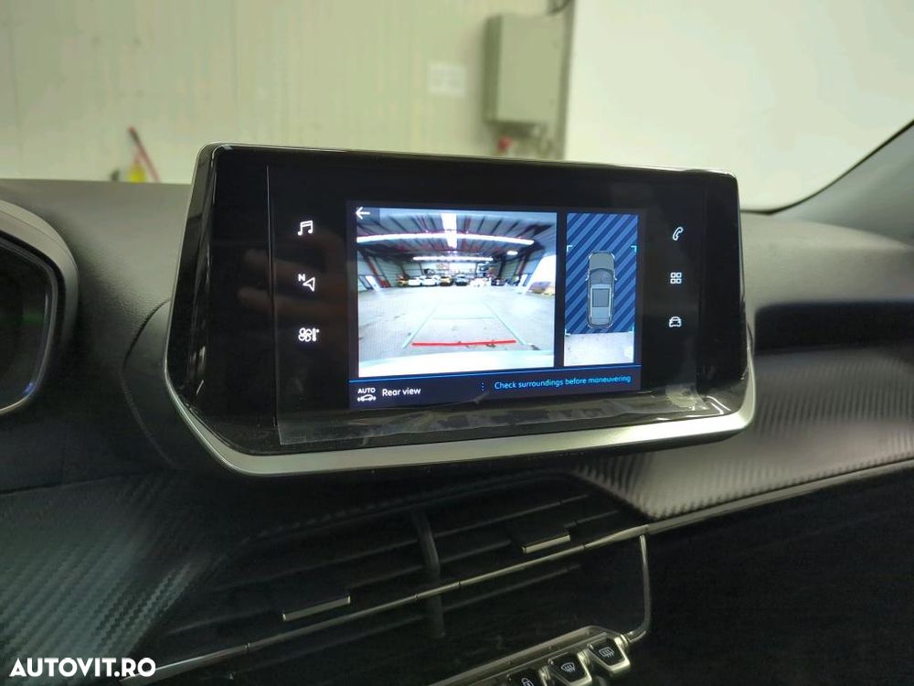 Peugeot 2008 PureTech 130 EAT8 Active - 7