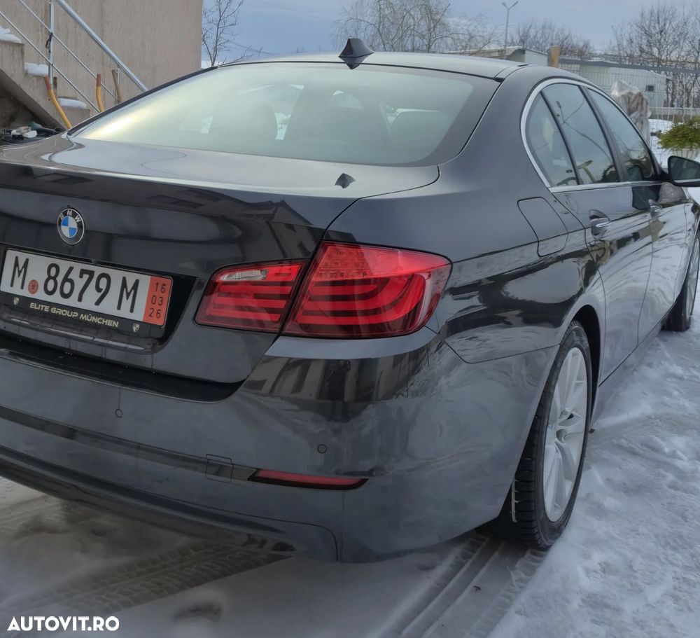 BMW Seria 5 520d Aut. Luxury Line - 25