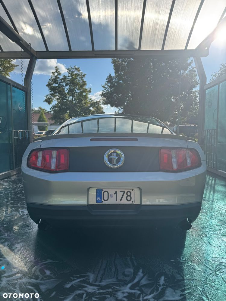 Ford Mustang - 5