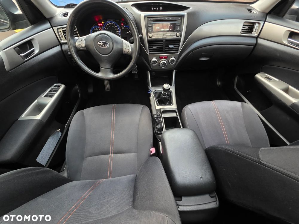 Subaru Forester 2.0D XE NAV Euro5 - 5