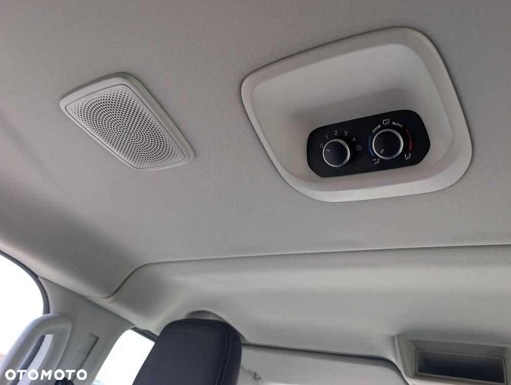 Ford Tourneo Custom 2.0 EcoBlue 320 L2 Titanium - 28