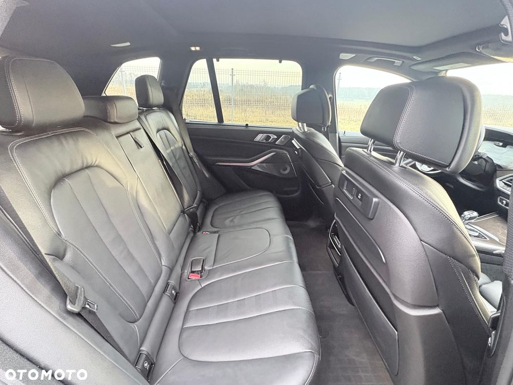 BMW X5 xDrive40i xLine - 16