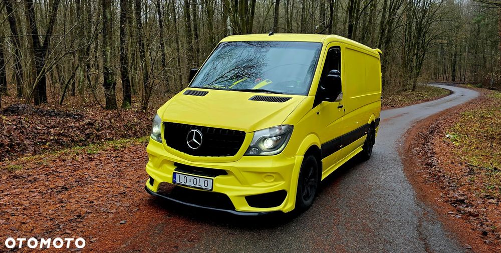 Mercedes-Benz Sprinter - 2