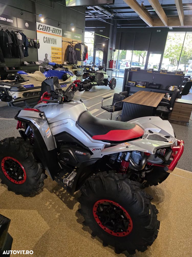 Can-Am Renegade - 11
