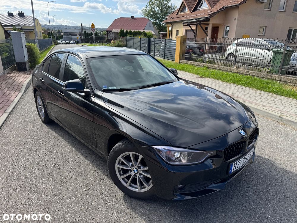 BMW Seria 3 318d Luxury Line EU6 - 1