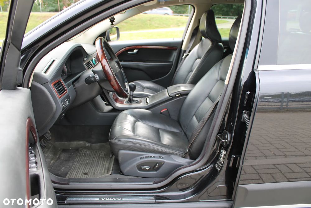 Volvo XC 70 D5 AWD Summum - 22