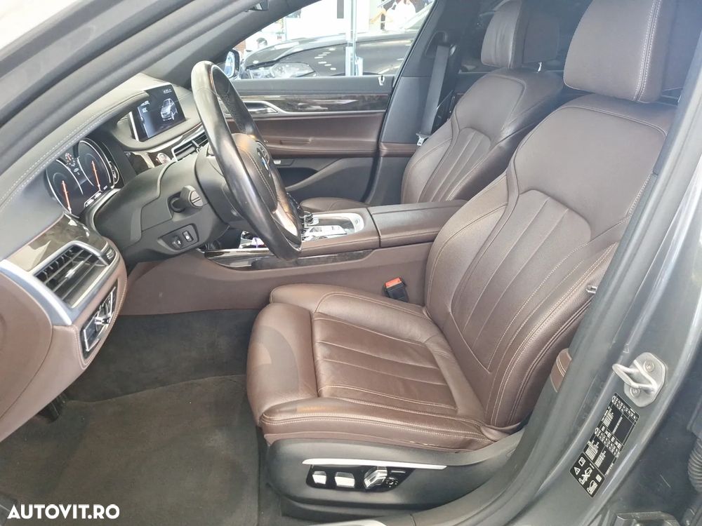 BMW Seria 7 740d xDrive - 8