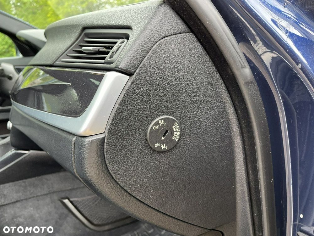 BMW Seria 5 535d Touring - 24