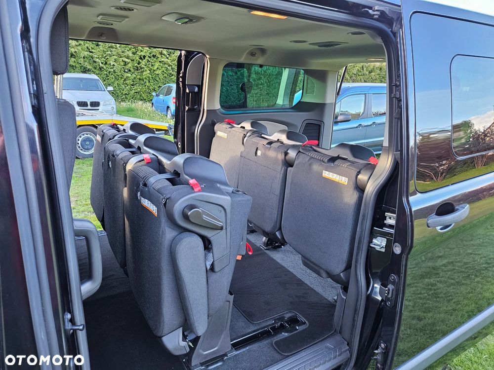 Ford Tourneo Custom 300 L1H1 VA Trend - 28