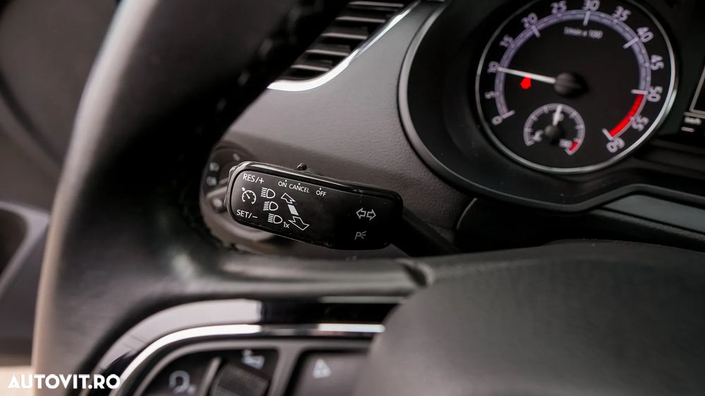 Skoda Octavia 1.6 TDI DSG Ambition - 19