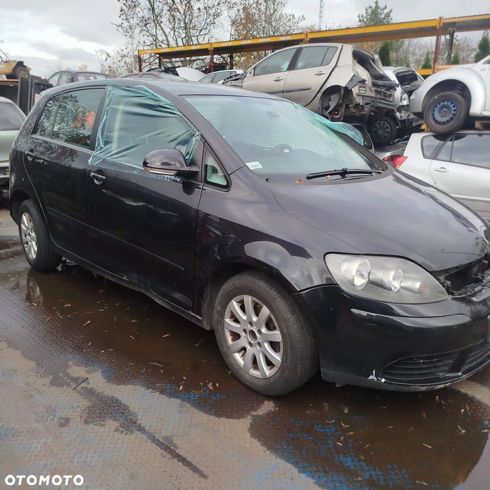 Volkswagen Golf 5 Plus na części. - 2