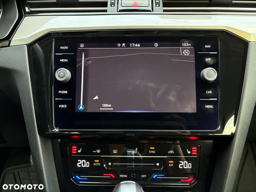Volkswagen Passat 2.0 TDI EVO Business DSG - 18