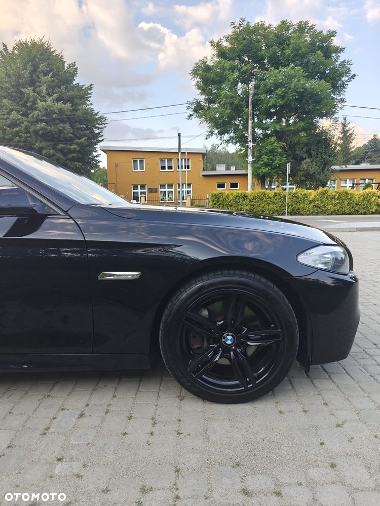 BMW Seria 5 525d - 8