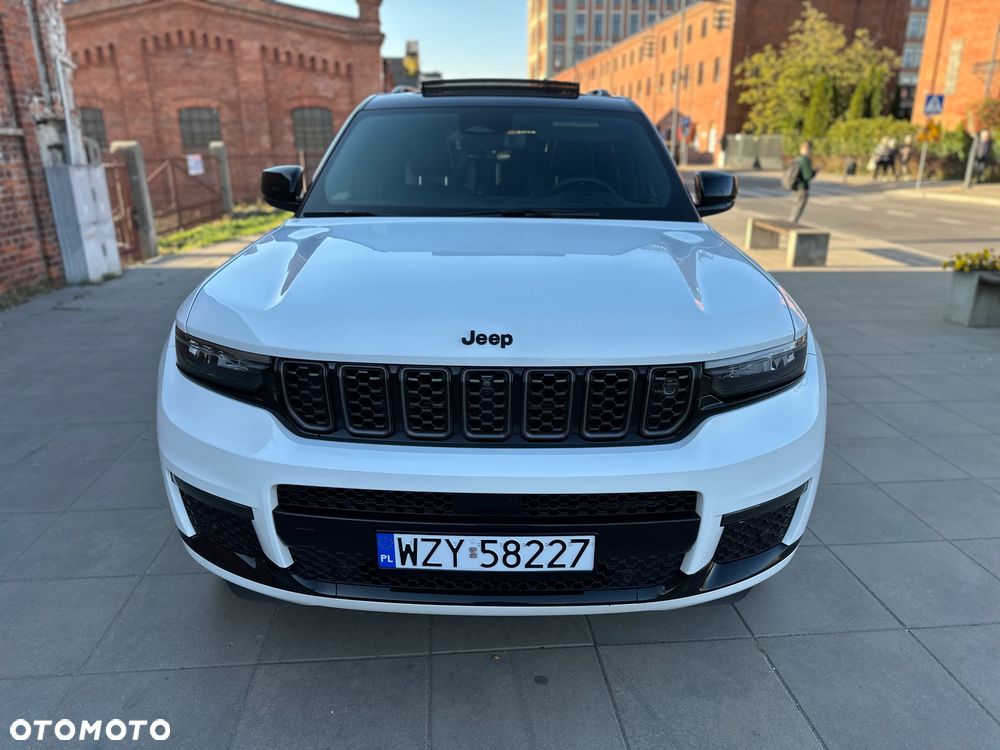 Jeep Grand Cherokee - 8