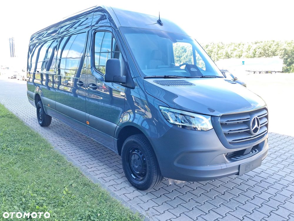 Mercedes-Benz Sprinter 319 CDI Furgon PRO długi 4325 mm L3H2 - 16