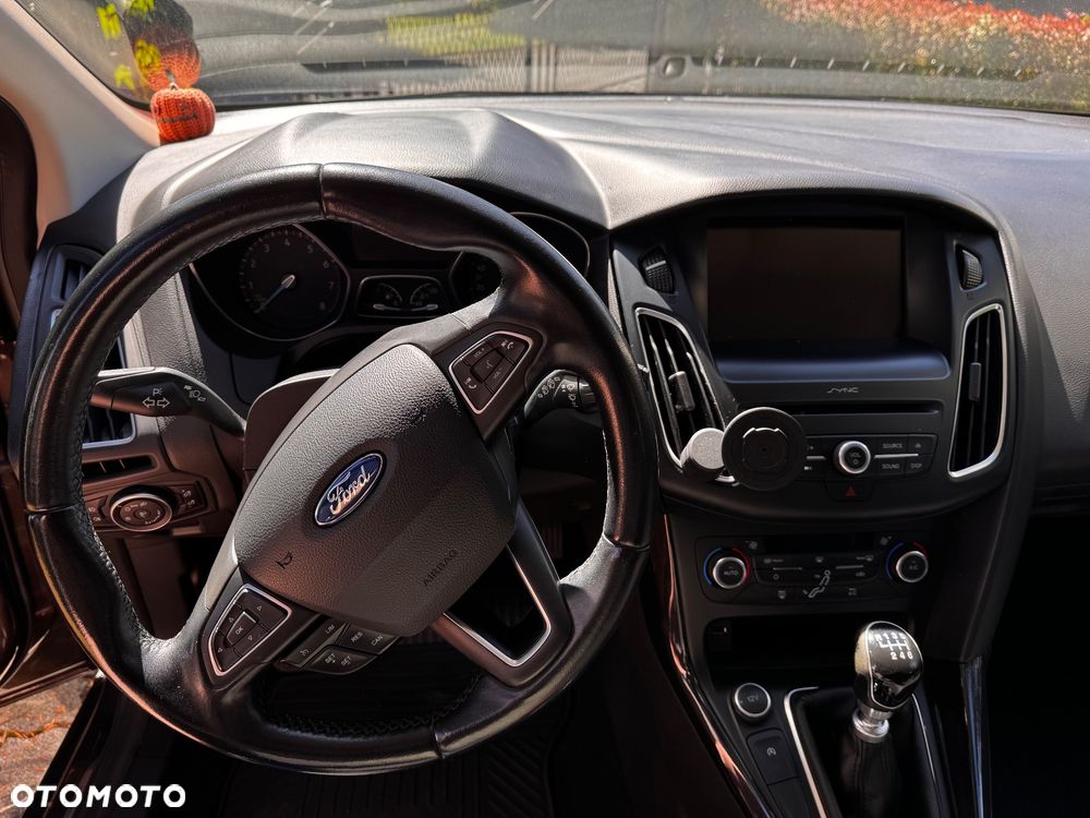 Ford Focus 1.5 EcoBoost SYNC Edition ASS - 9