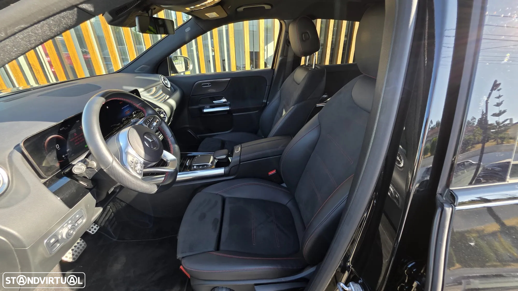 Mercedes-Benz GLA 250 e AMG Line - 17