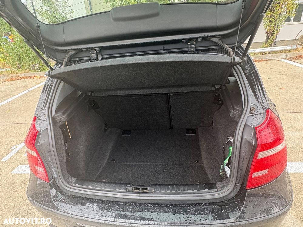 BMW Seria 1 116i - 4
