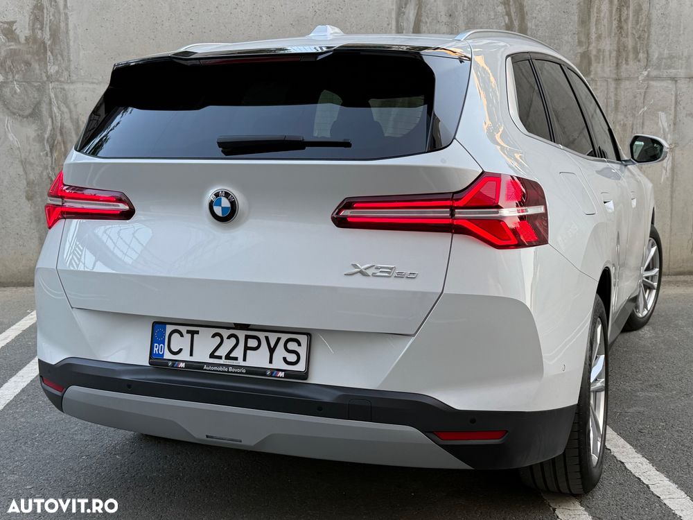 BMW X3 xDrive20i AT - 25