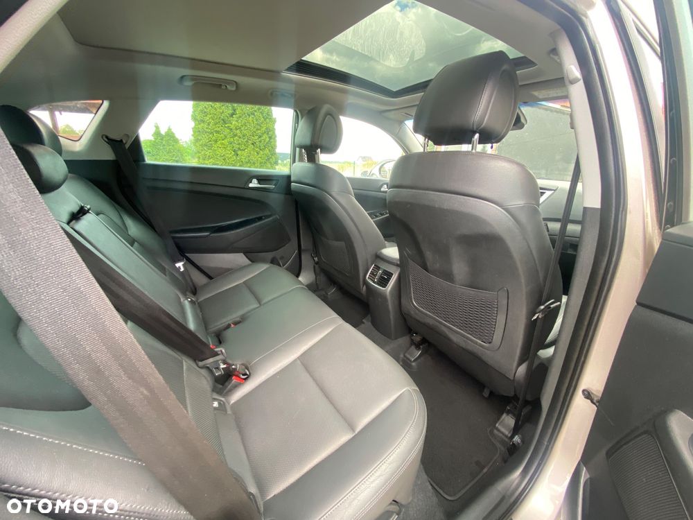 Hyundai Tucson 2.0 CRDI 4WD Premium - 7