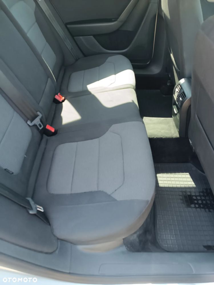 Volkswagen Passat 2.0 TDI Comfortline Optimum DSG - 19
