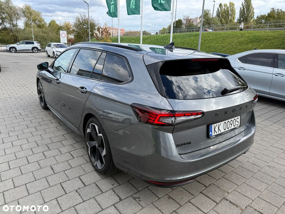 Skoda Superb 2025 photo 5
