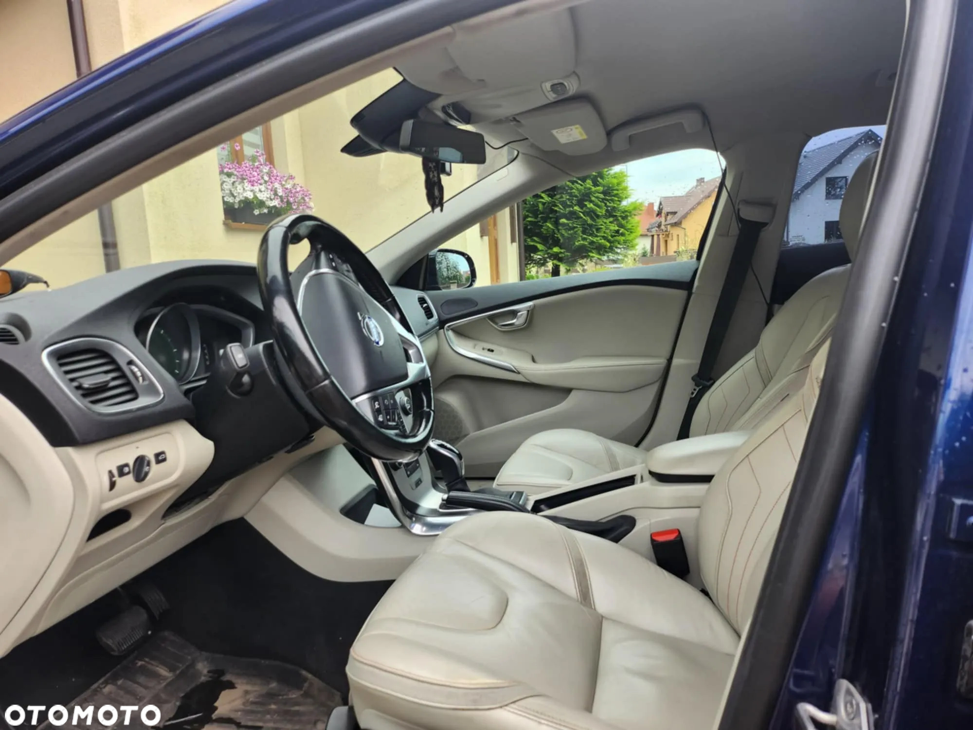 Volvo V40 D4 Drive-E Ocean Race - 16