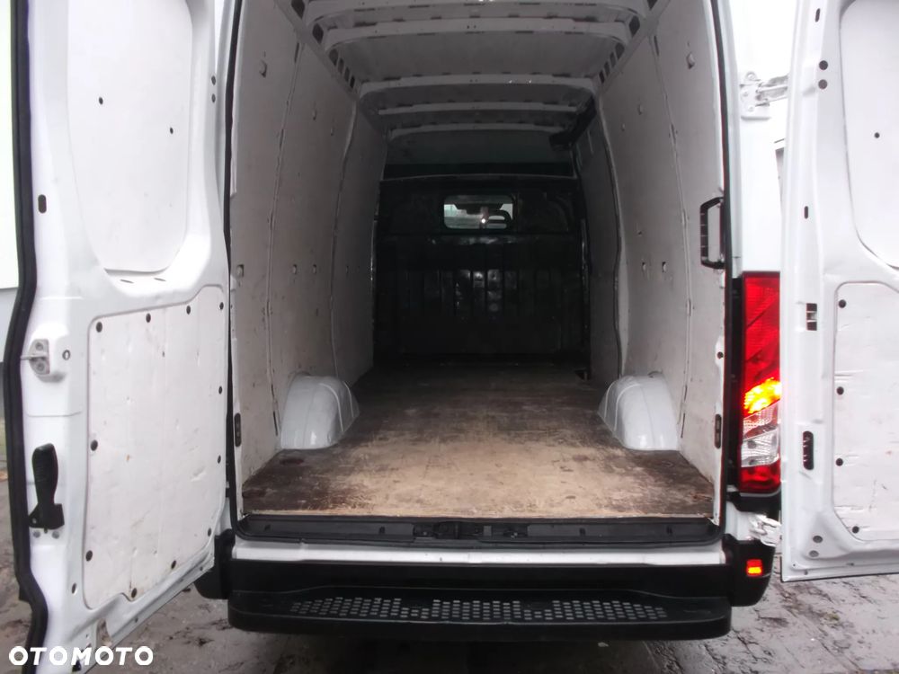 Iveco Daily 35S16 /L3H2 - 9
