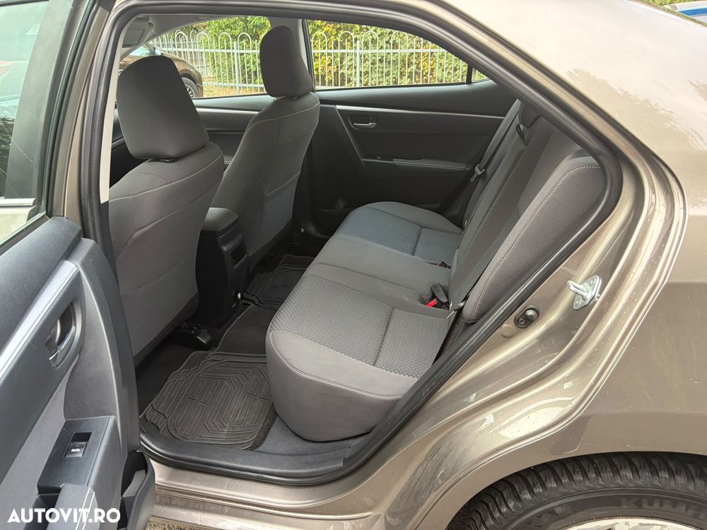 Toyota Corolla 1.4 D-4D Luna - 8