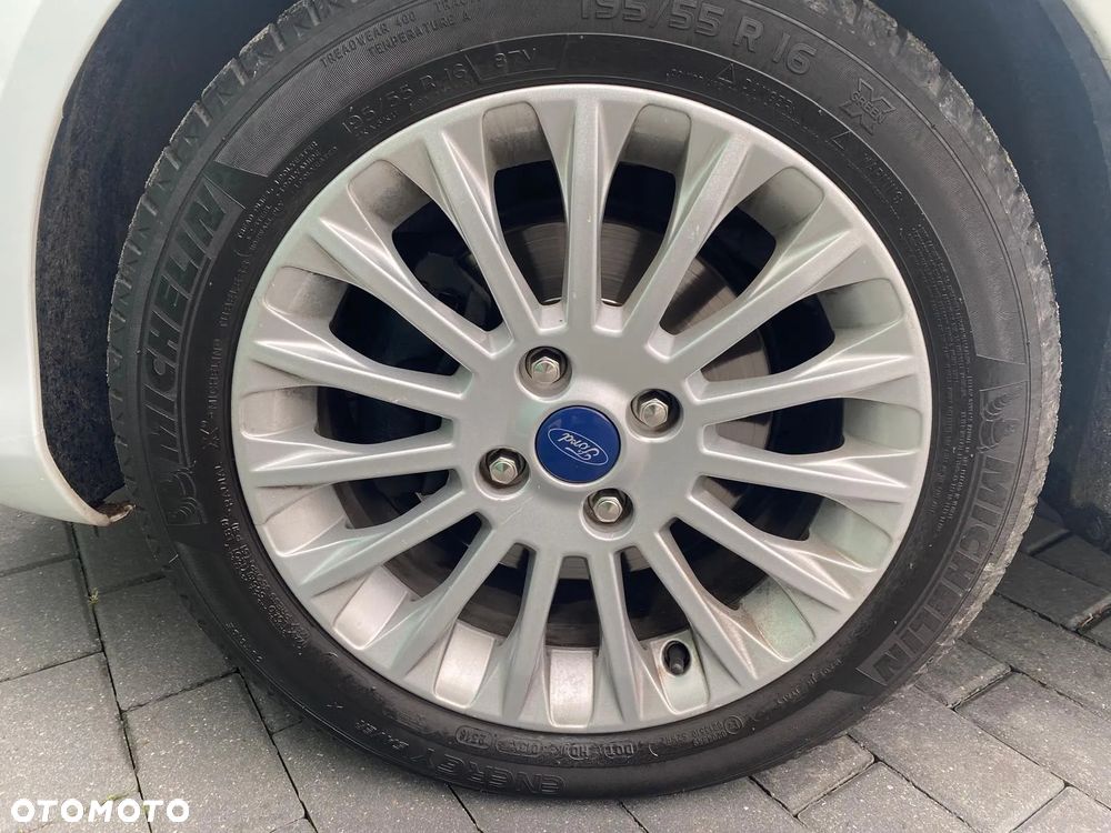 Ford B-MAX 1.0 EcoBoost Titanium - 25