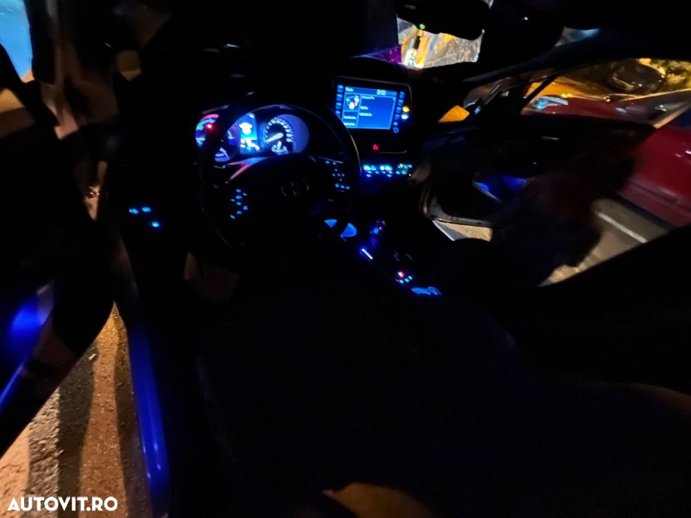 Toyota C-HR 1.8 HSD 122 CP 4x2 CVT Style - 27